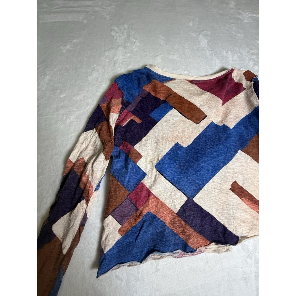 Maeve Long Sleeve Geometric  Cropped Tshirt Size Medium - Picture 3 of 5